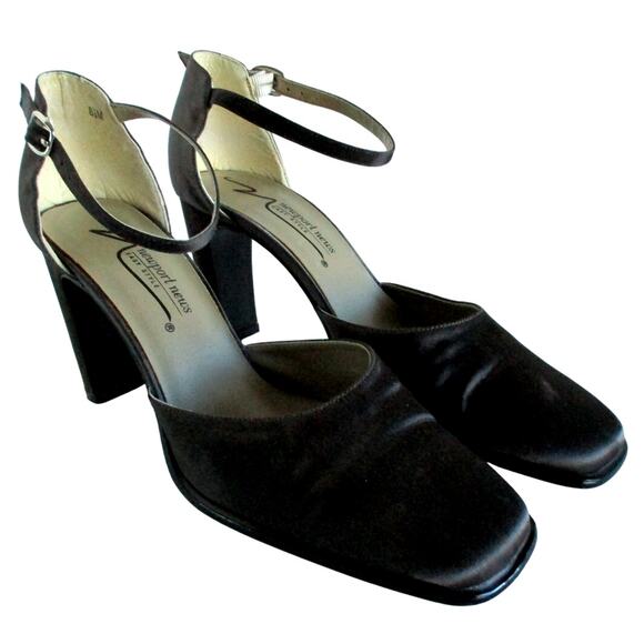 Newport News Easy Style Women's Brown Satin Ankle Strap Heels Size 8.5M - Picture 1 of 10